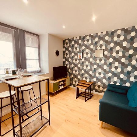 Joli Studio A Deux Pas Du Chateau Et Du Centre 维特雷 外观 照片
