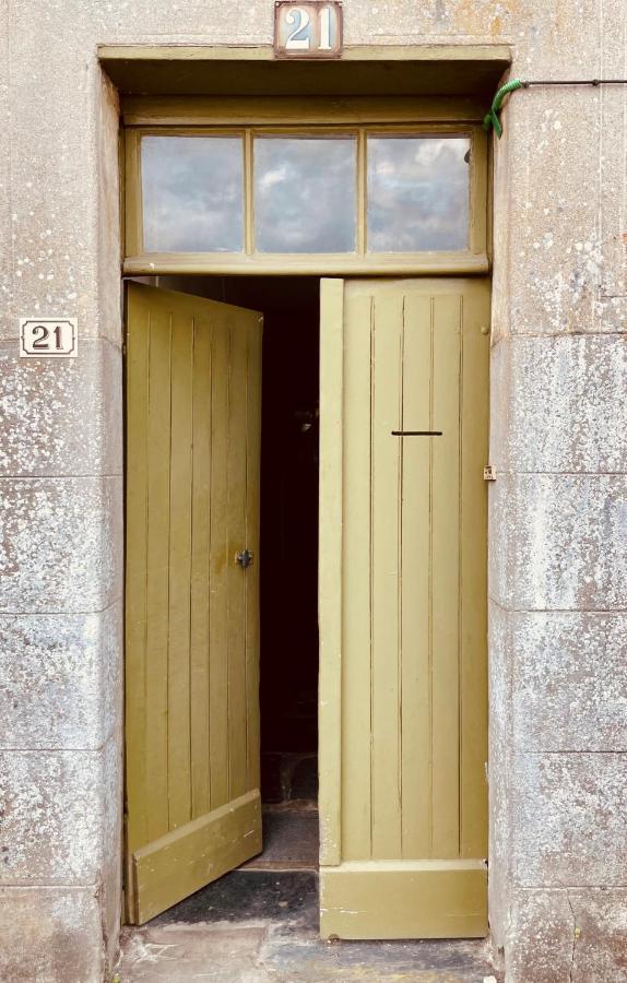 Joli Studio A Deux Pas Du Chateau Et Du Centre 维特雷 外观 照片